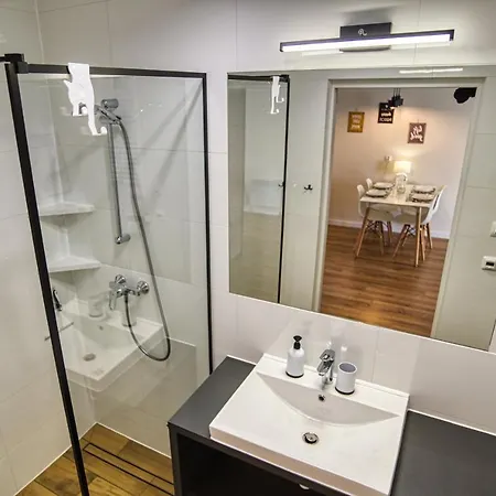 Zakatek 2 By Housine Zator